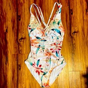 La Blanca multi-strap cross-back one piece bathing suit